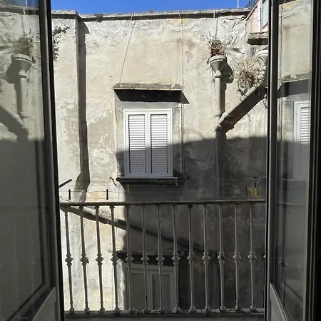 L'appartamento Del Prof * Νάπολη